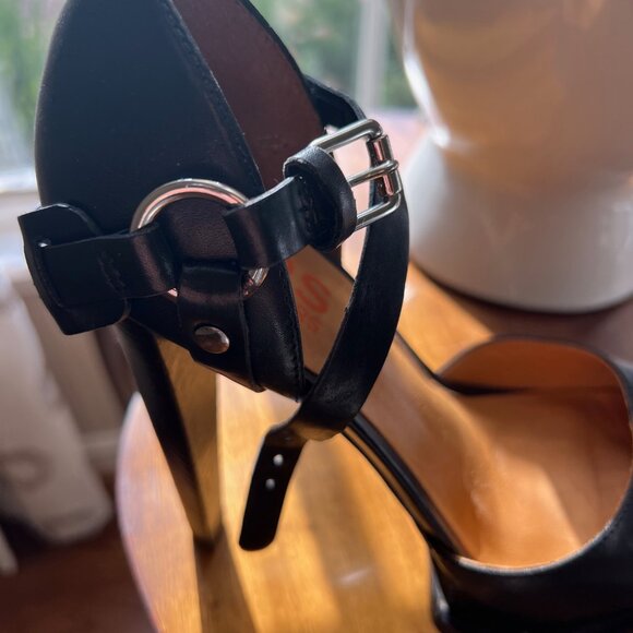 Michael Kors Peep Toe Stiletto Heels Sz 6M - Picture 3 of 6